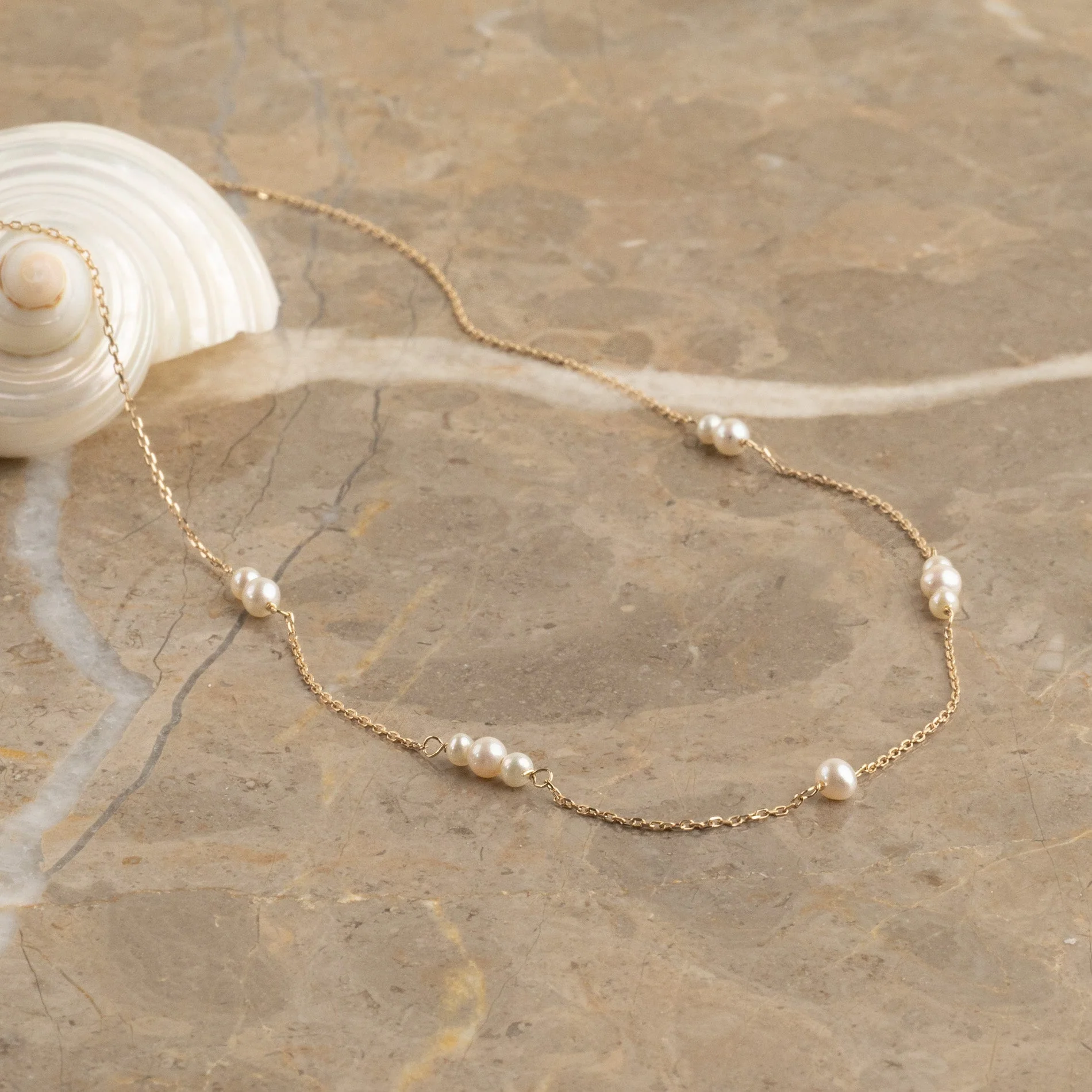 EVIE PEARL SOLID GOLD NECKLACE