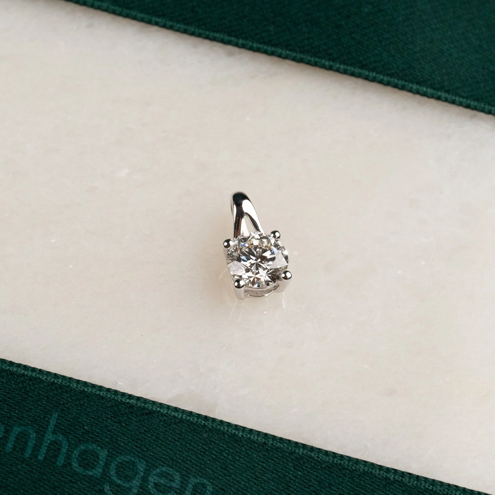 PRONG SOLITAIRE DIAMOND PENDANT - Image 6