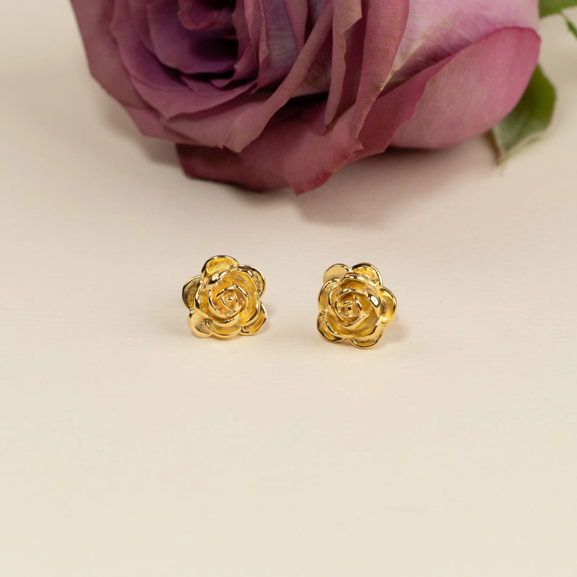 ROSIE STUD EARRING