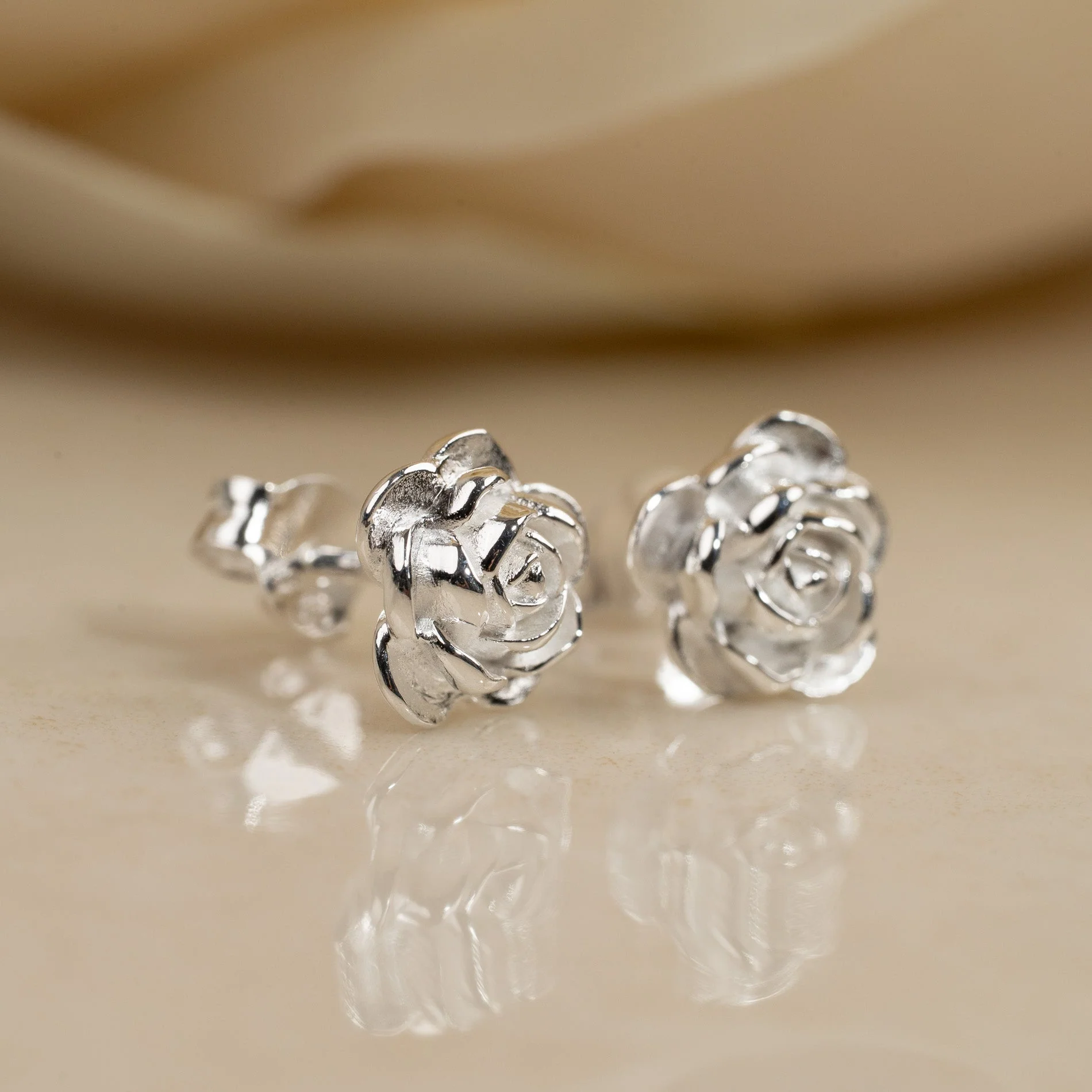 ROSIE STUD EARRING - Image 9