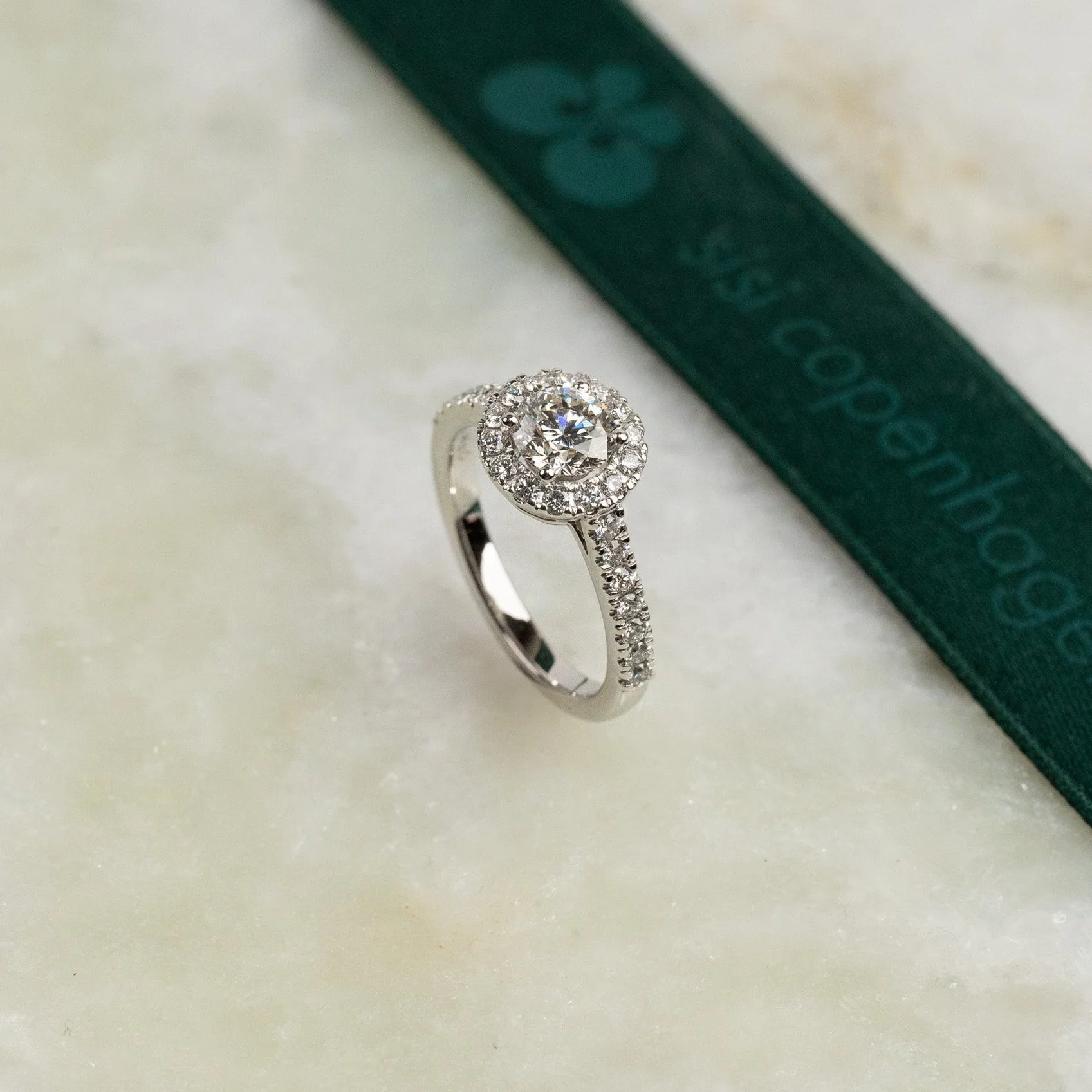ROUND HALO ALLIANCE LAB-DIAMOND RING - 1.2ct - WG