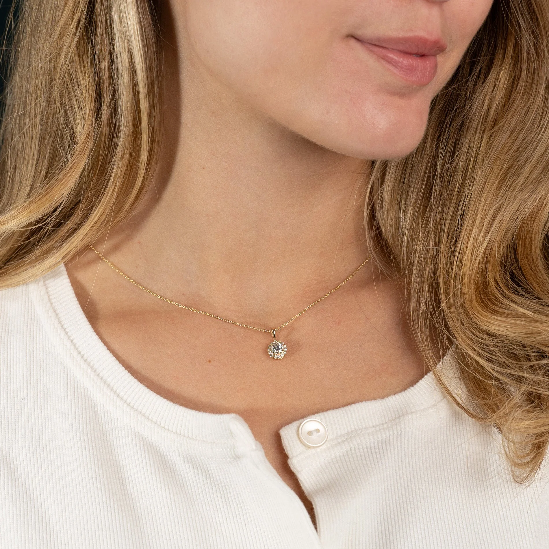 ROUND HALO LAB-DIAMOND PENDANT - 0.66ct - YG - Image 7