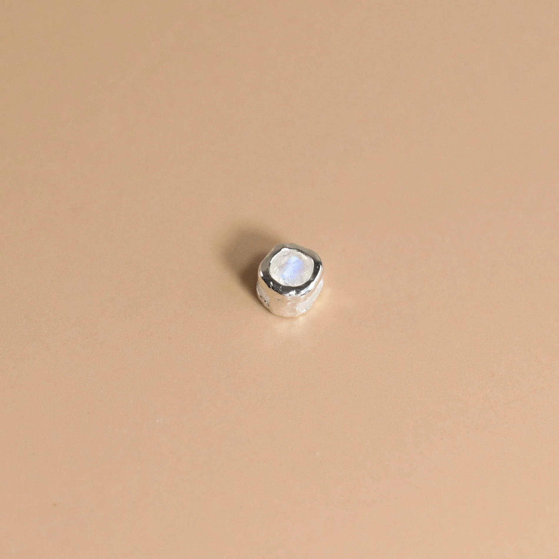 SELENE MOONSTONE SILVER FLOATING PENDANT - Image 3