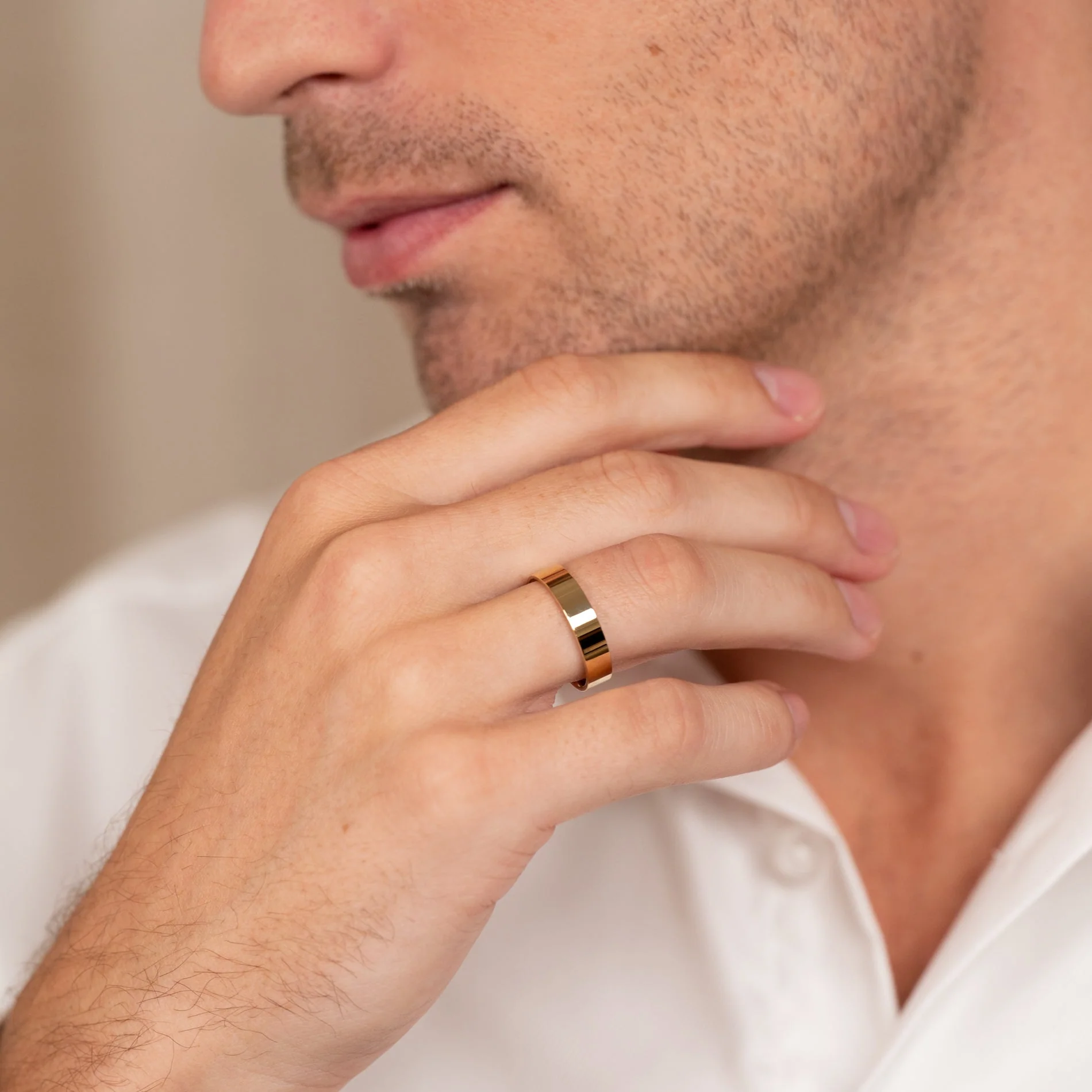 SIMPLE FLAT COMFORT WEDDING BAND - 5mm - YG - Image 2