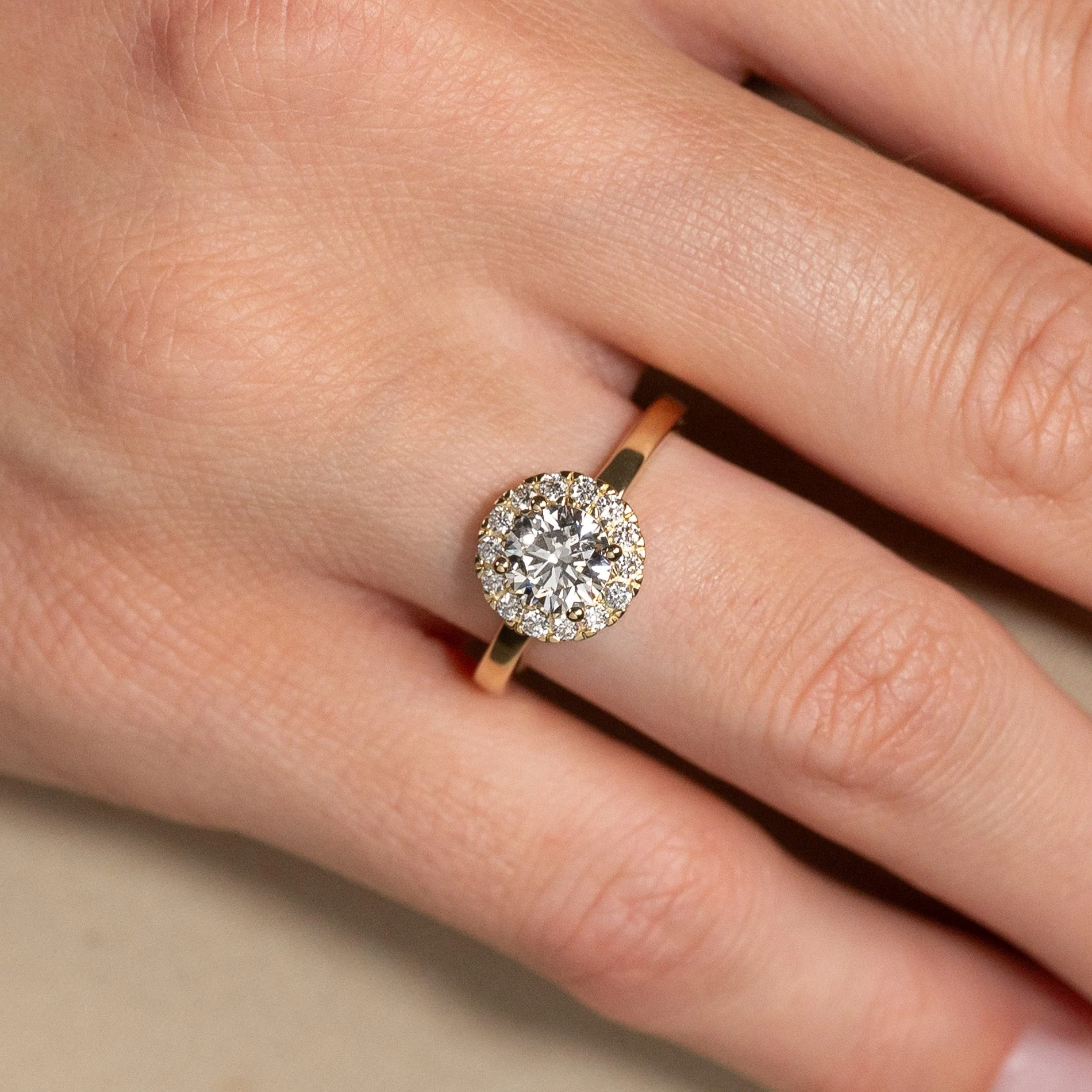 SIMPLE ROUND HALO LAB-DIAMOND RING - 1.25ct - YG - Image 2