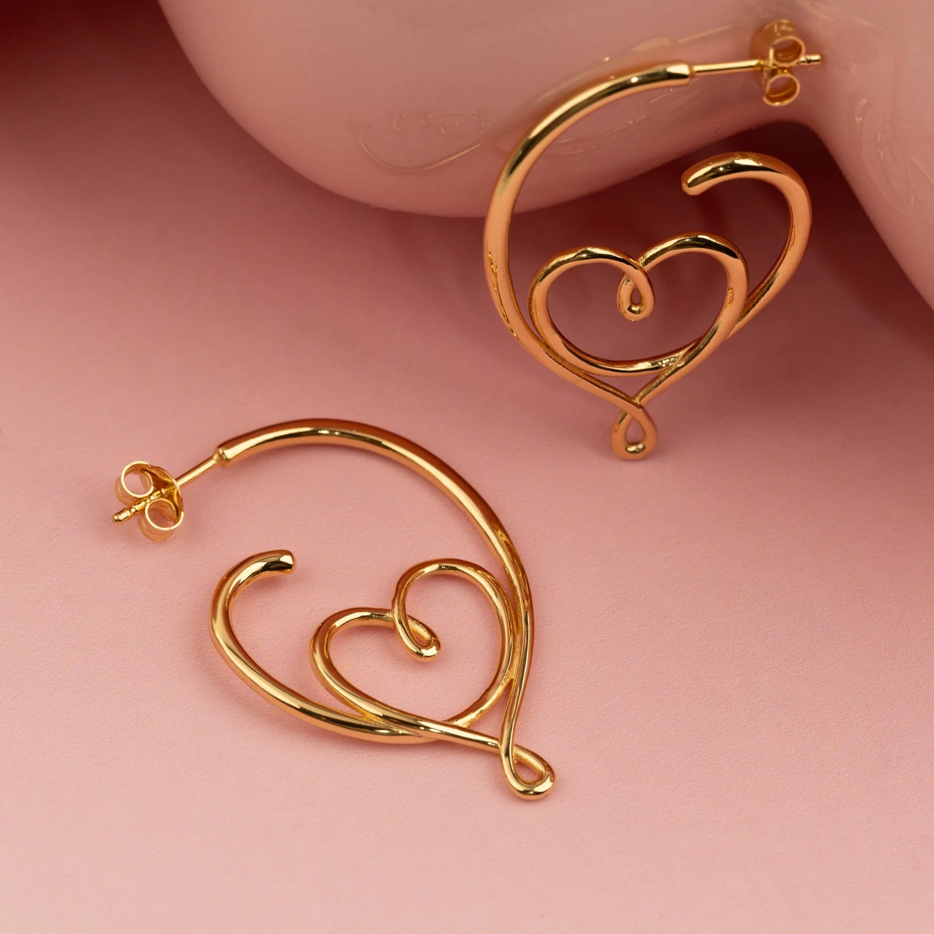SOFIA GOLDEN CREOL EARRING - Image 3