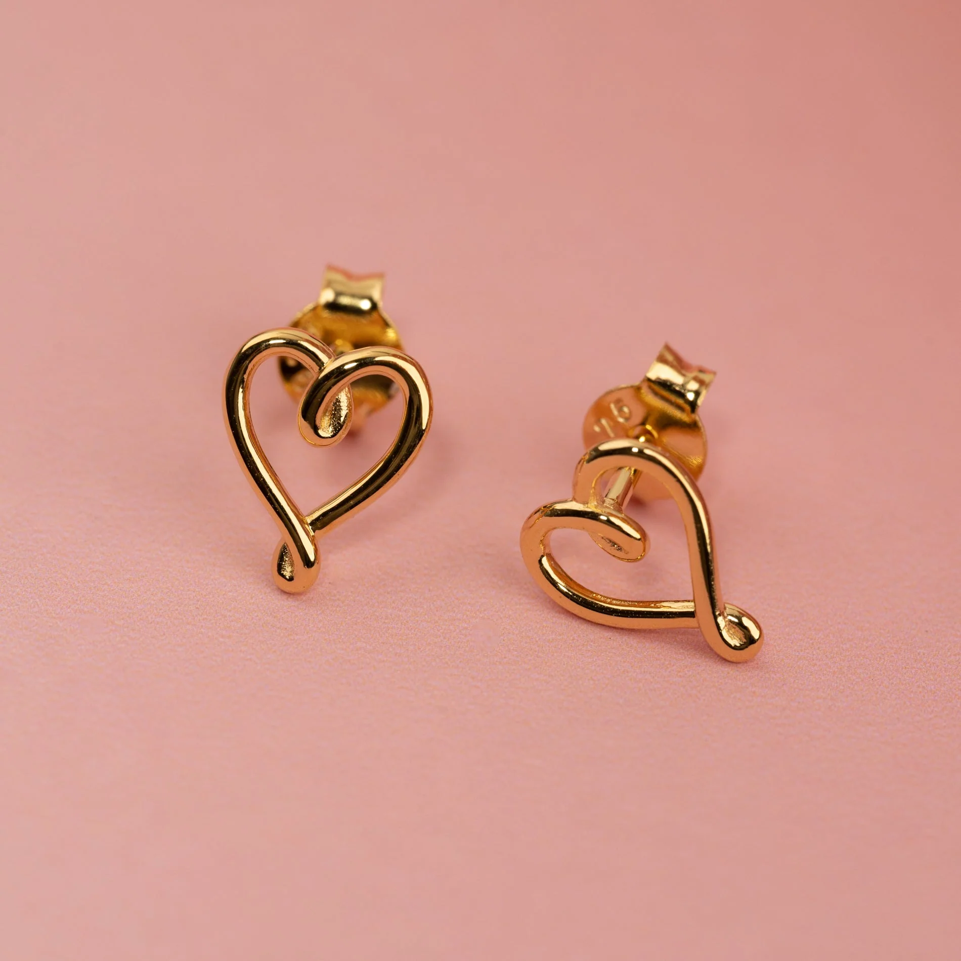 SOFIA GOLDEN STUD EARRING - Image 3