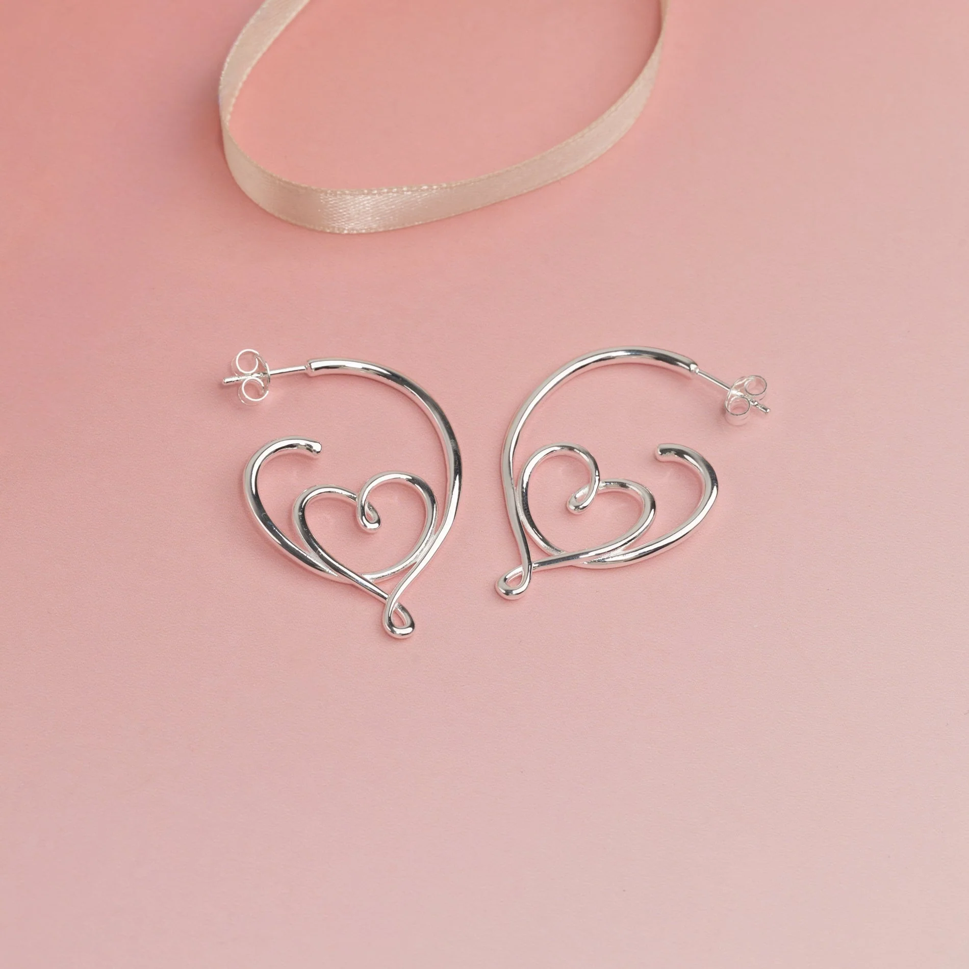 SOFIA SILVER CREOL EARRING