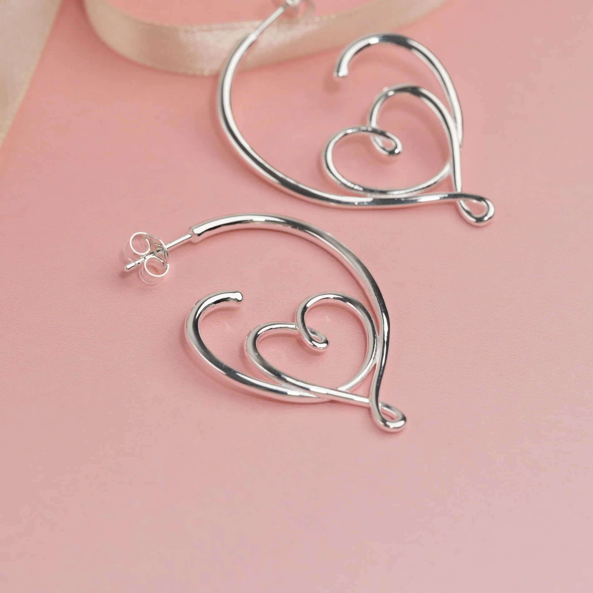 SOFIA SILVER CREOL EARRING - Image 3
