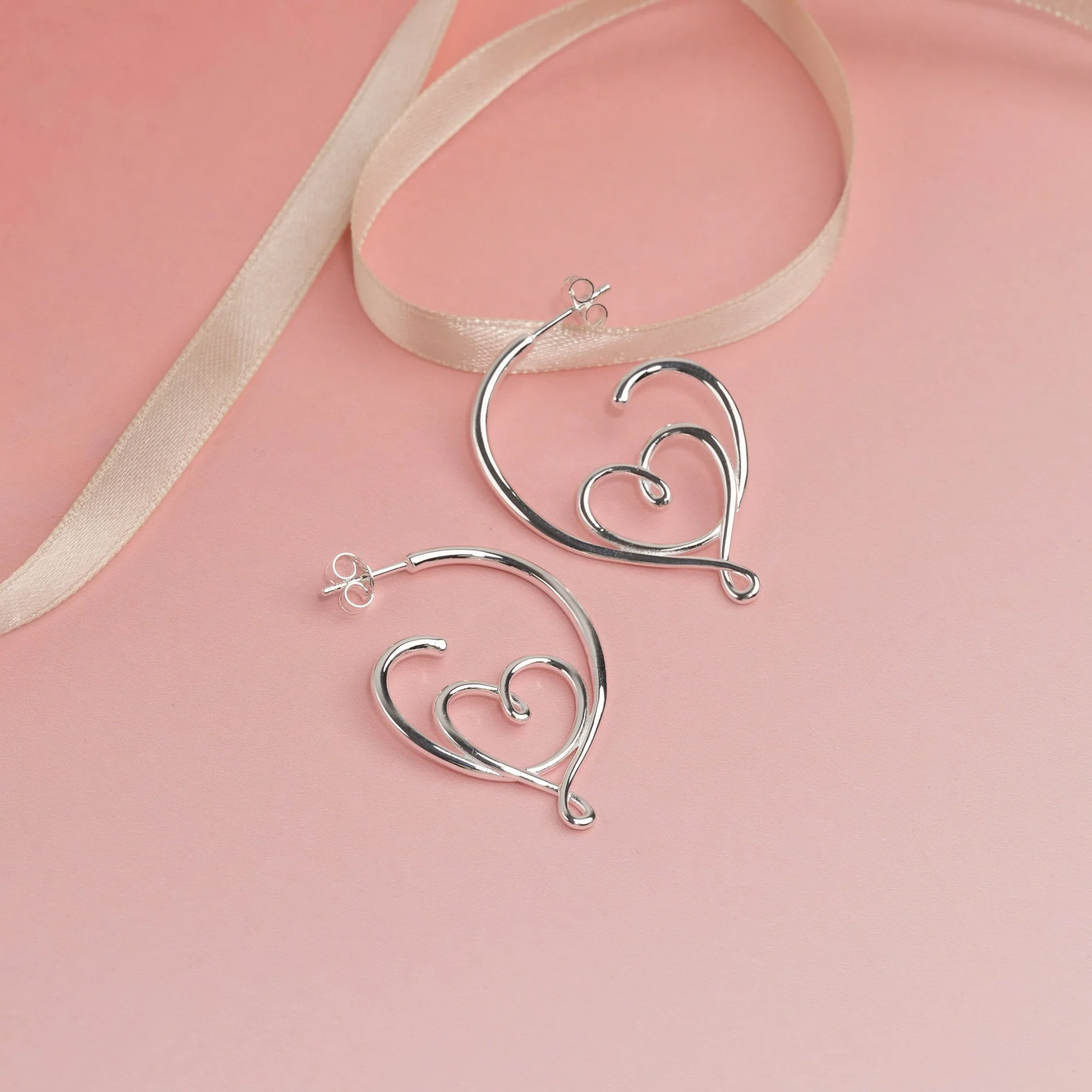 SOFIA SILVER CREOL EARRING - Image 5