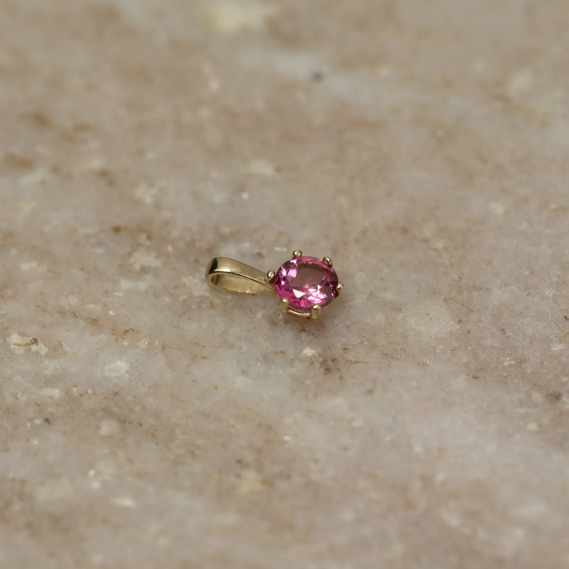 SOLEY PINK TOPAZ SOLID GOLD PENDANT