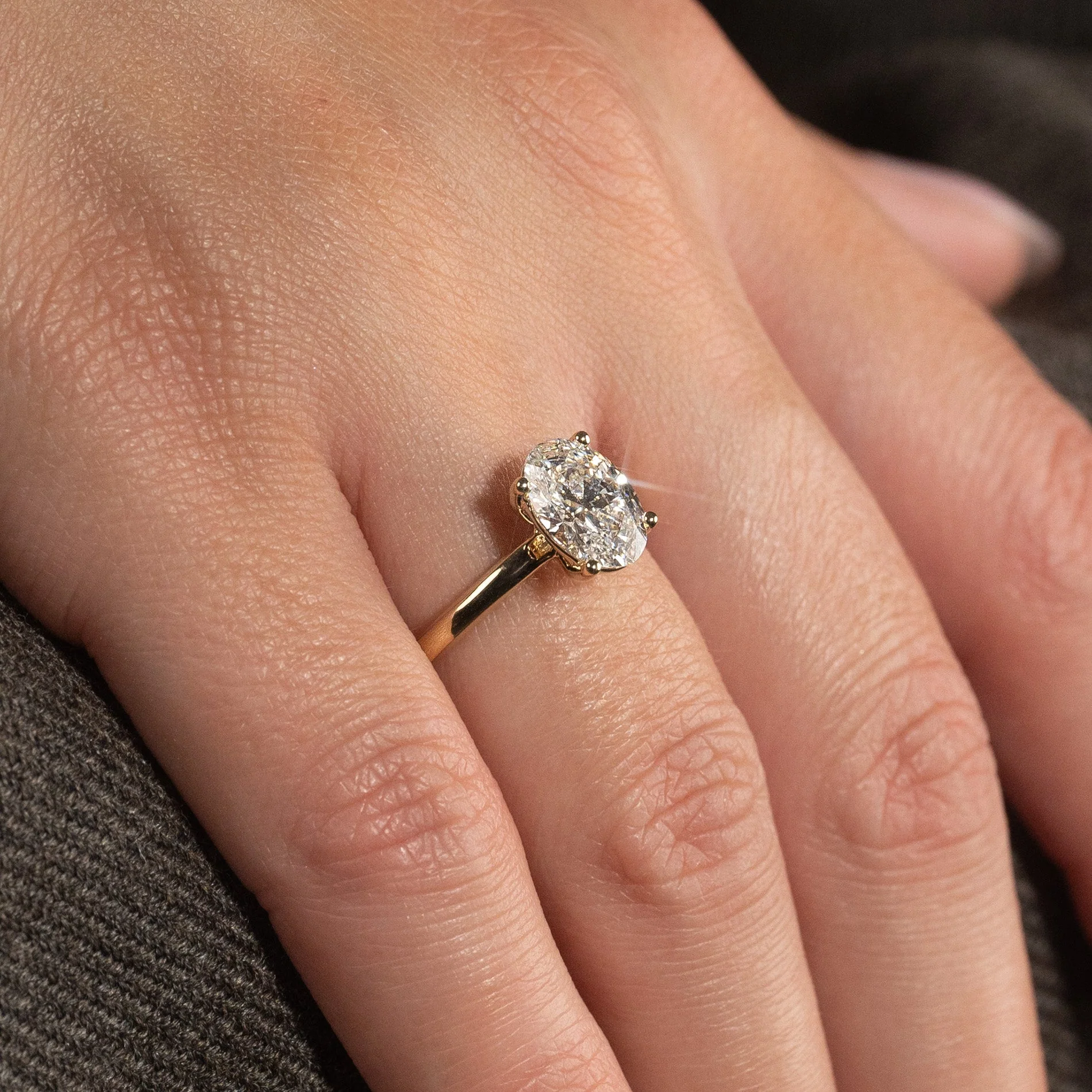 SOLITAIRE OVAL-CUT DIAMOND RING - Image 6