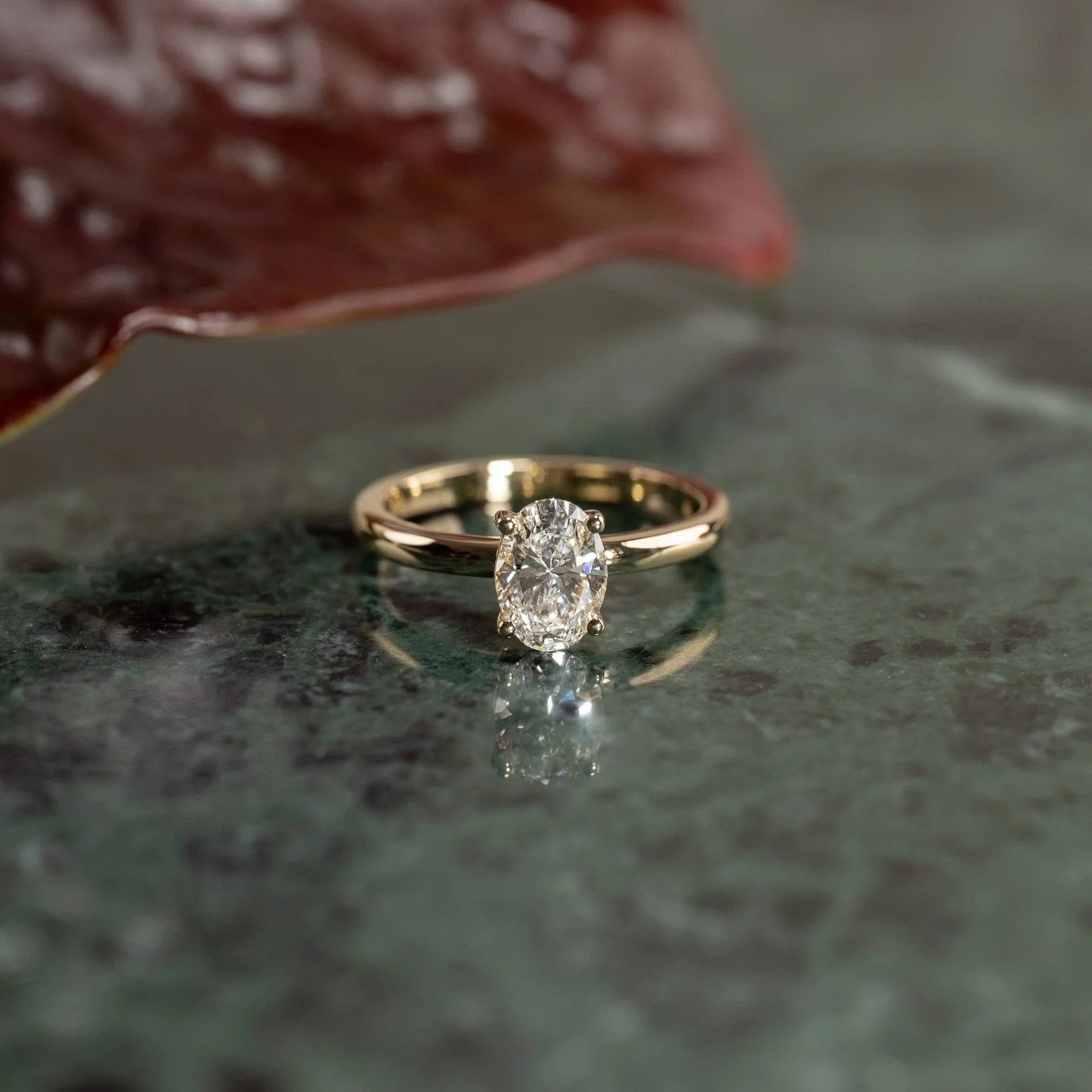 SOLITAIRE OVAL-CUT DIAMOND RING - Image 7