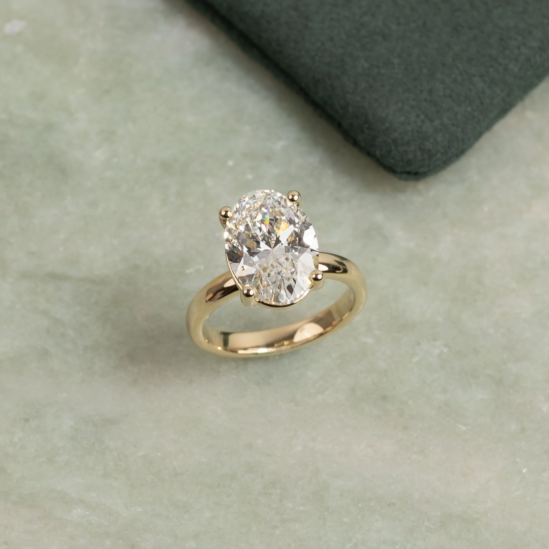 SOLITAIRE OVAL-CUT DIAMOND RING - Image 5