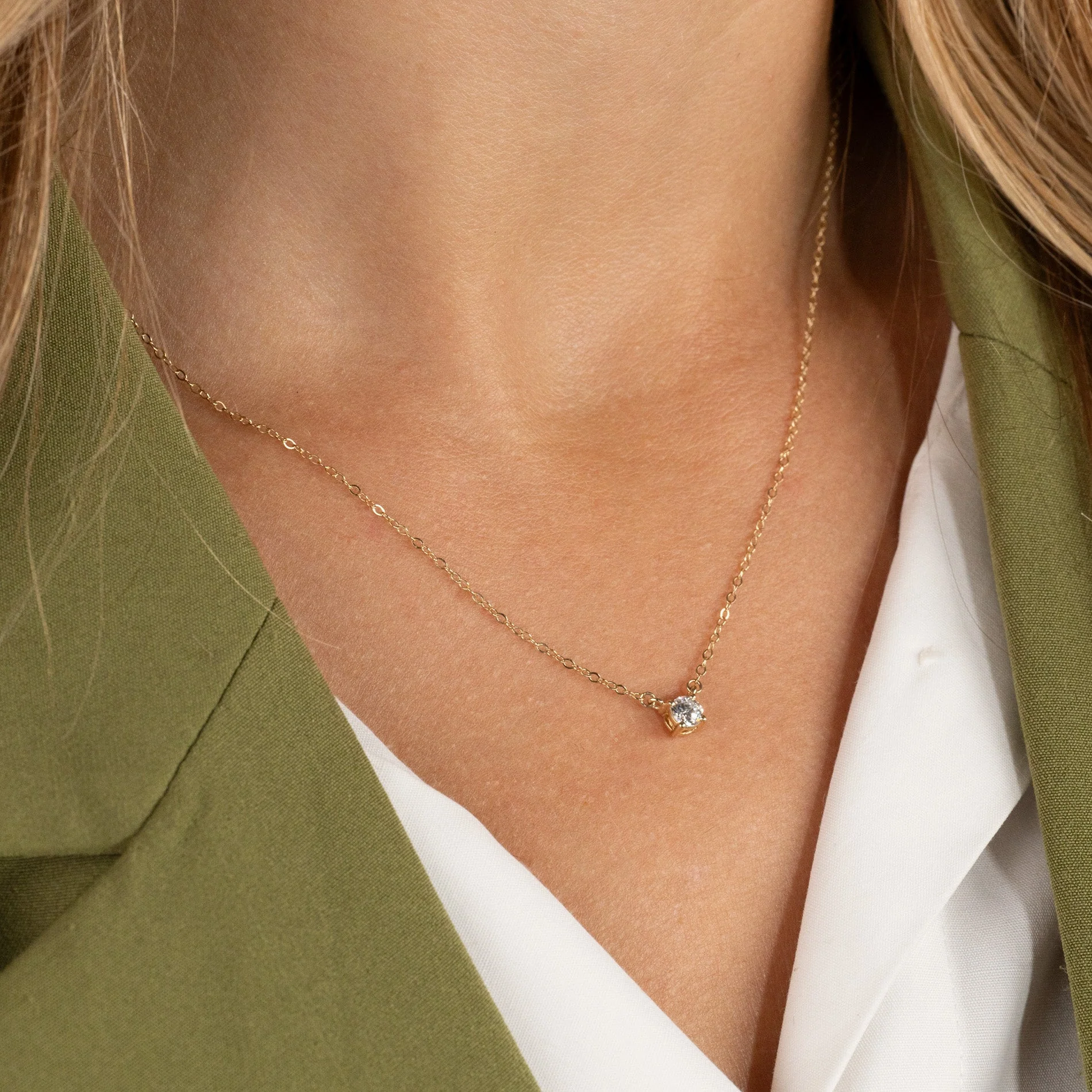 SOLITAIRE PRONG LAB-DIAMOND NECKLACE - 0.25ct - YG