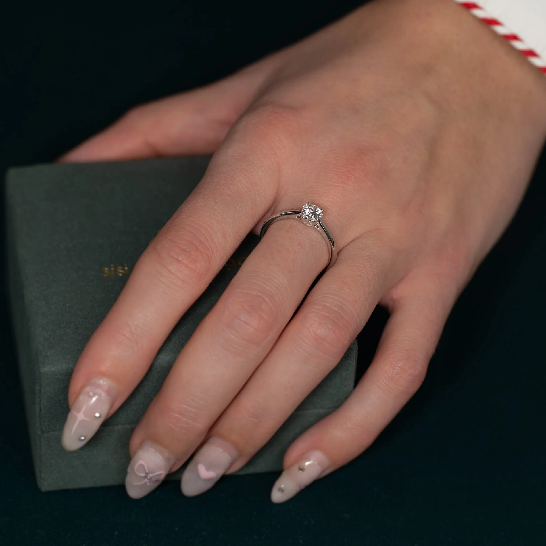 SOLITAIRE TRELLIS LAB-DIAMOND RING - 0.55ct - WG - Image 5