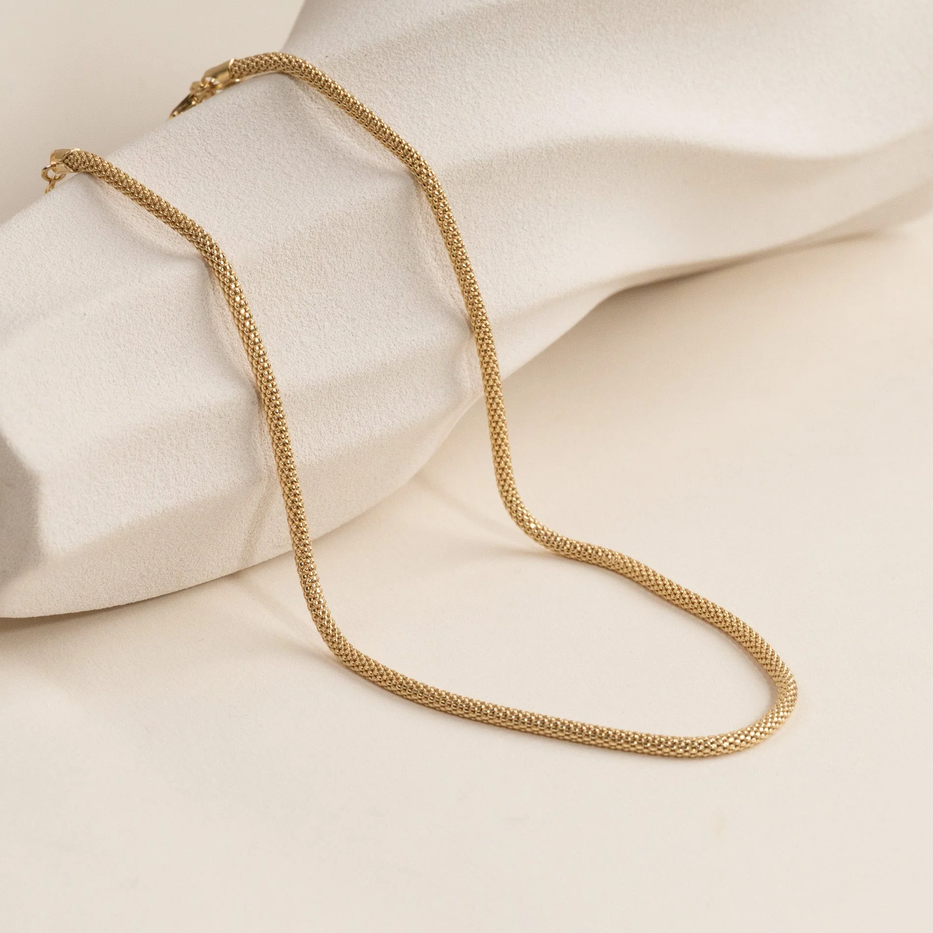 SYLVIA GOLDEN CHAIN
