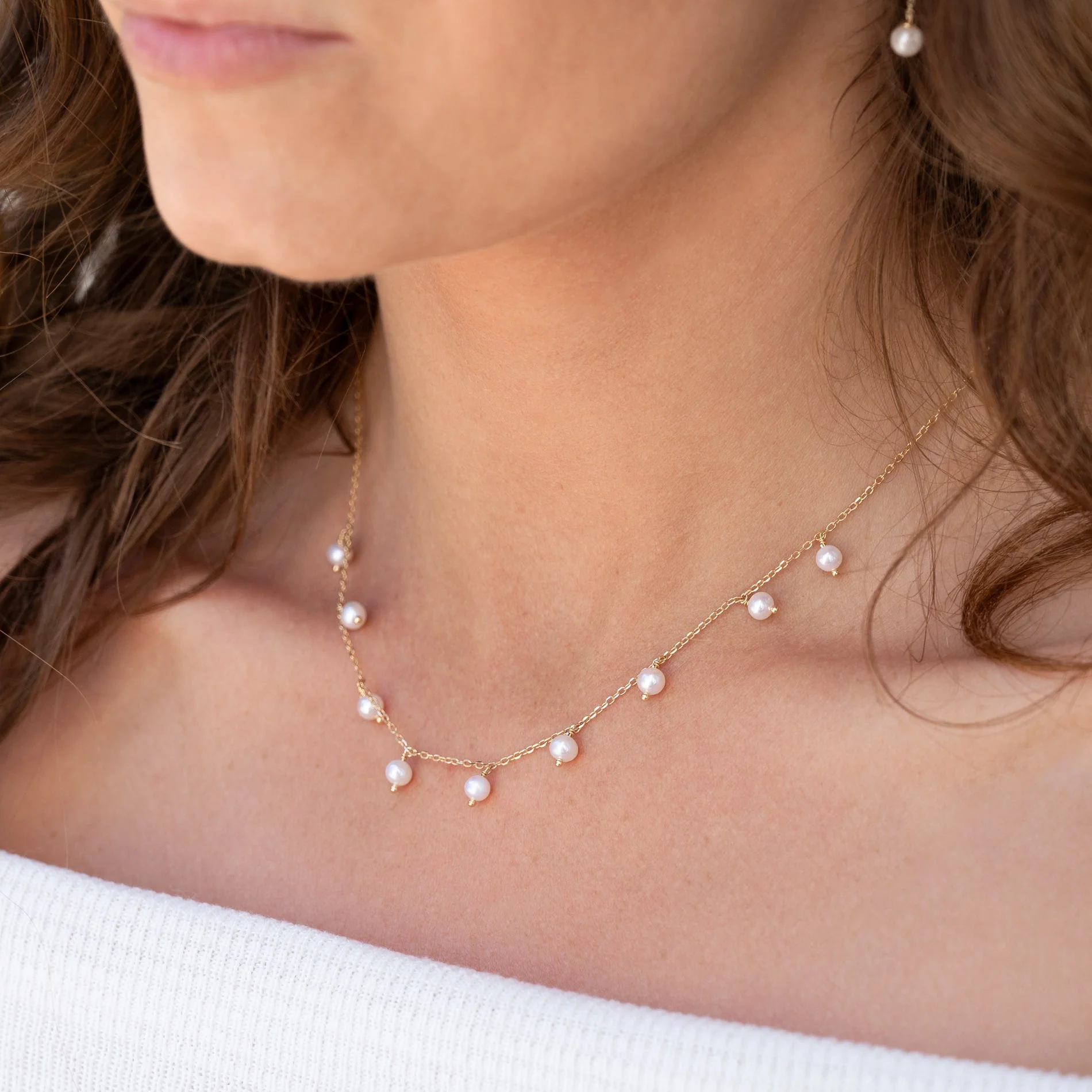 TALIYA PEARL GOLDEN NECKLACE - Image 2