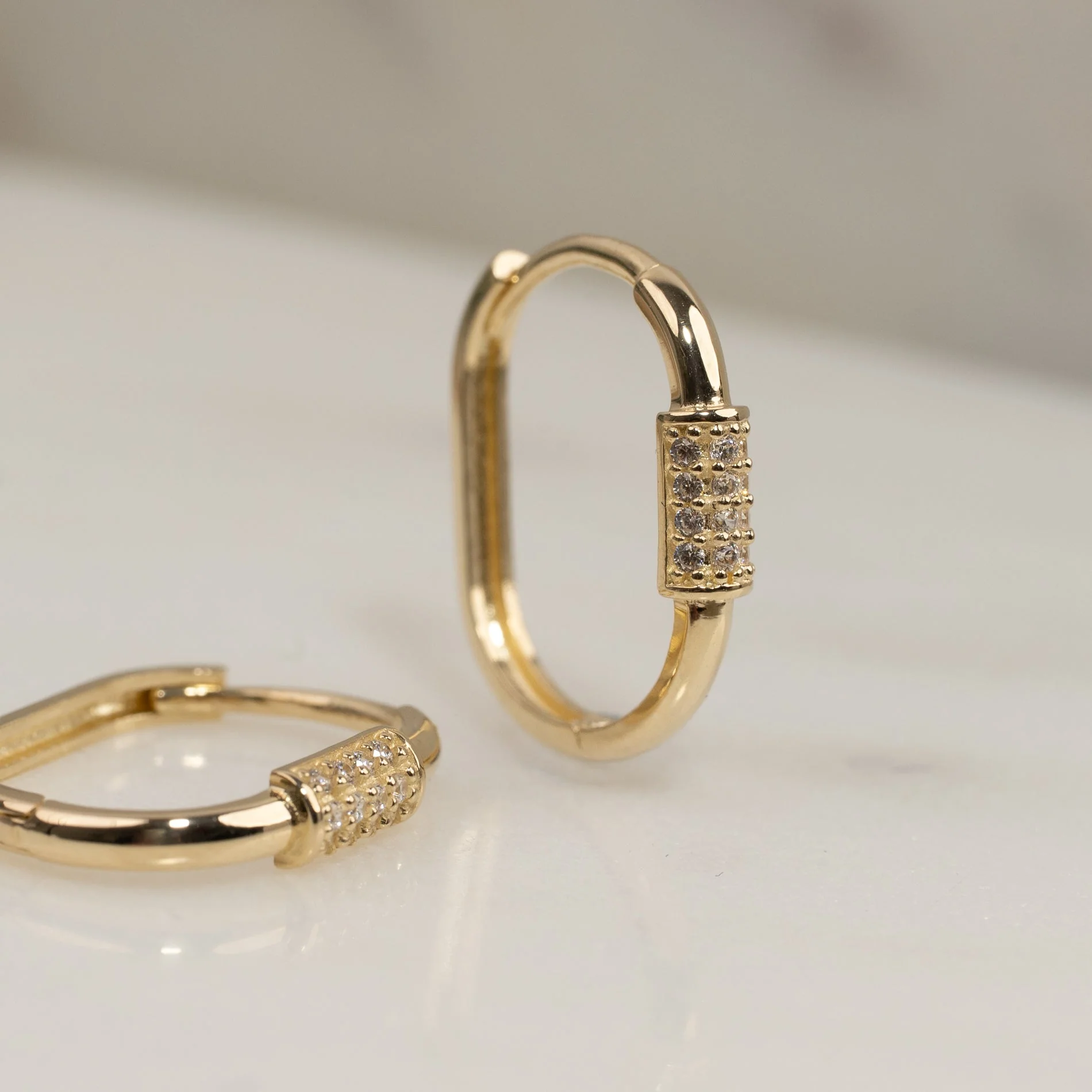 VIKTORIA CRYSTAL SOLID GOLD CREOL EARRING - Image 2