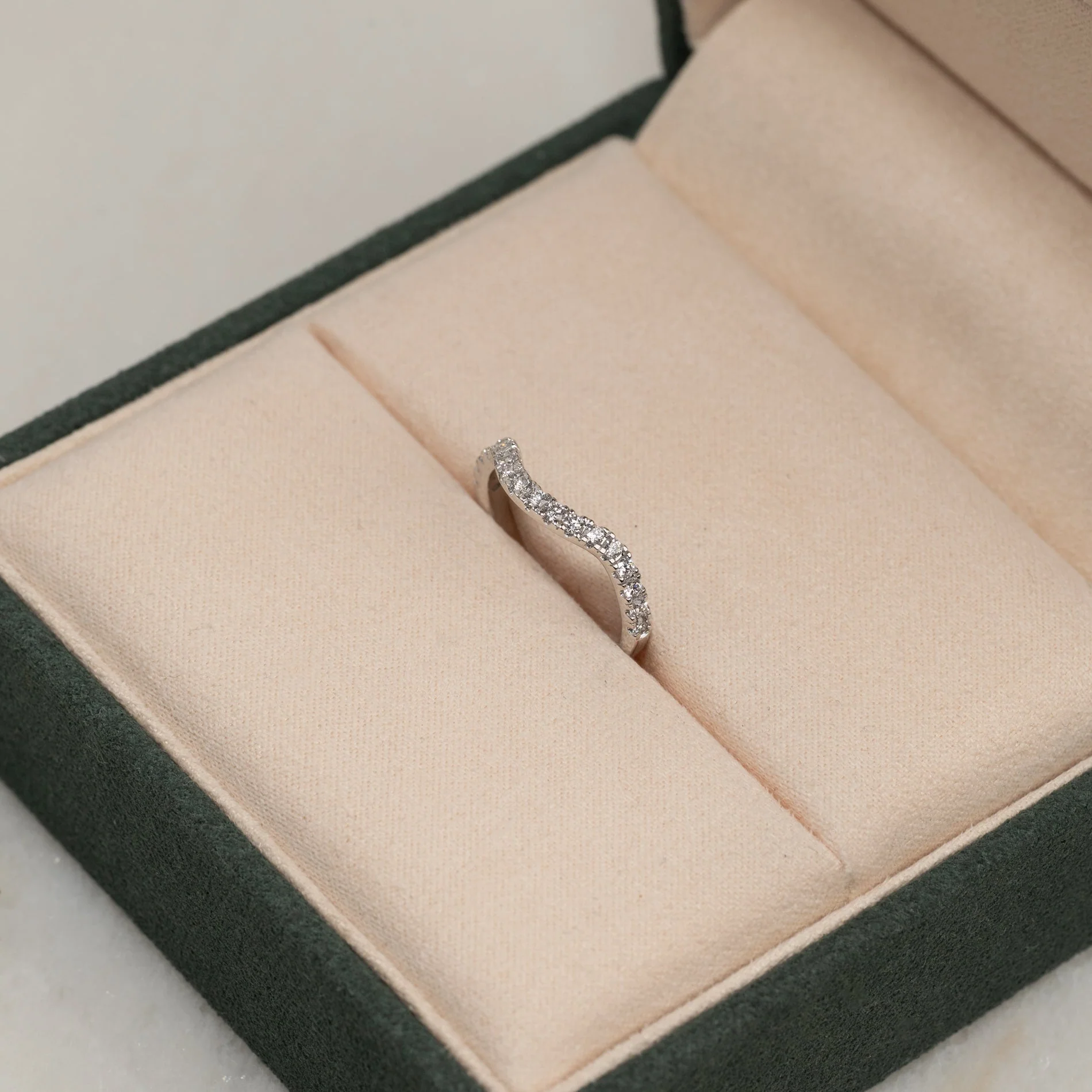 WIDE CURVE STACKING ALLIANCE LAB-DIAMOND RING - 0.30ct - WG - Image 7
