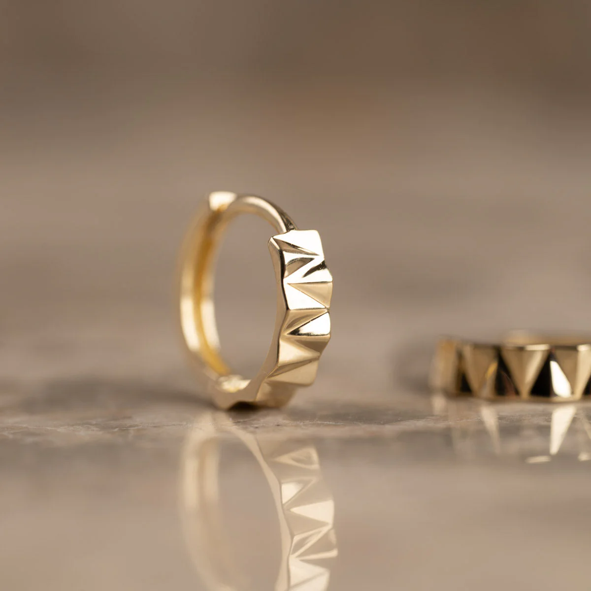 ZIGGY SOLID GOLD CREOL EARRING